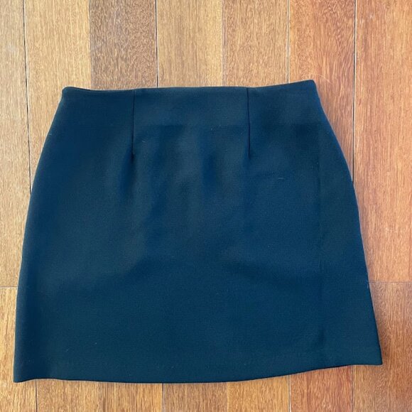 BCBG Generation Cute Black Skirt - New with Tags - Picture 3 of 4